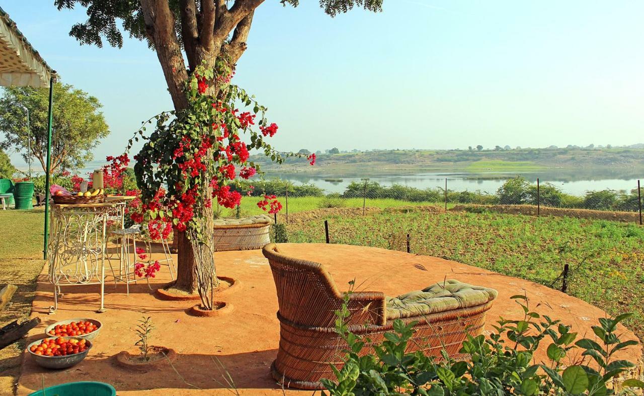 Bhadrawati - A Riverside Safari Lodge Ranthambore Exterior foto